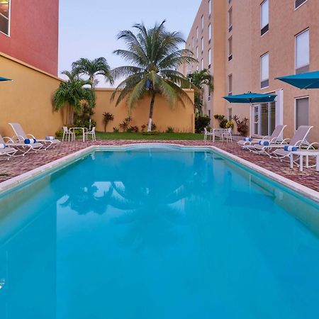 City Express Junior By Marriott Cancún Esterno foto