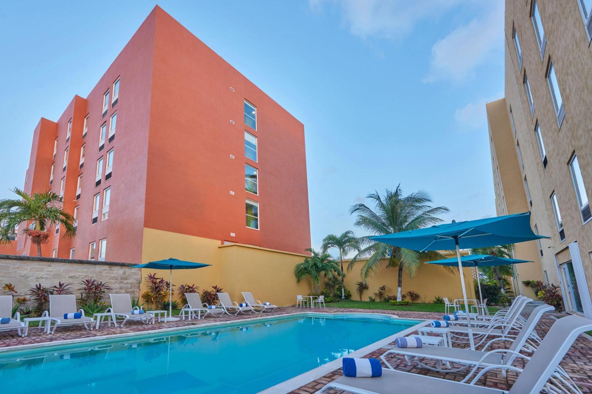 City Express Junior By Marriott Cancún Esterno foto