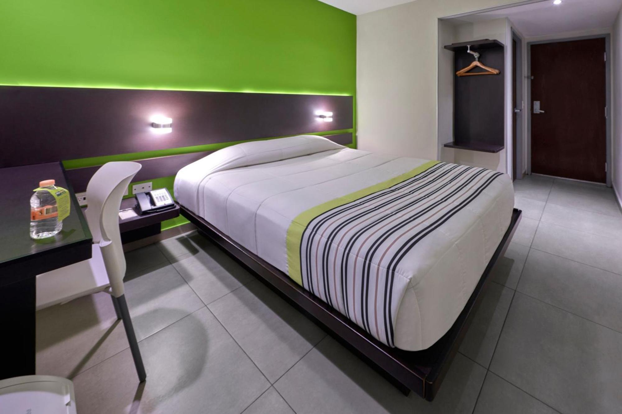 City Express Junior By Marriott Cancún Esterno foto