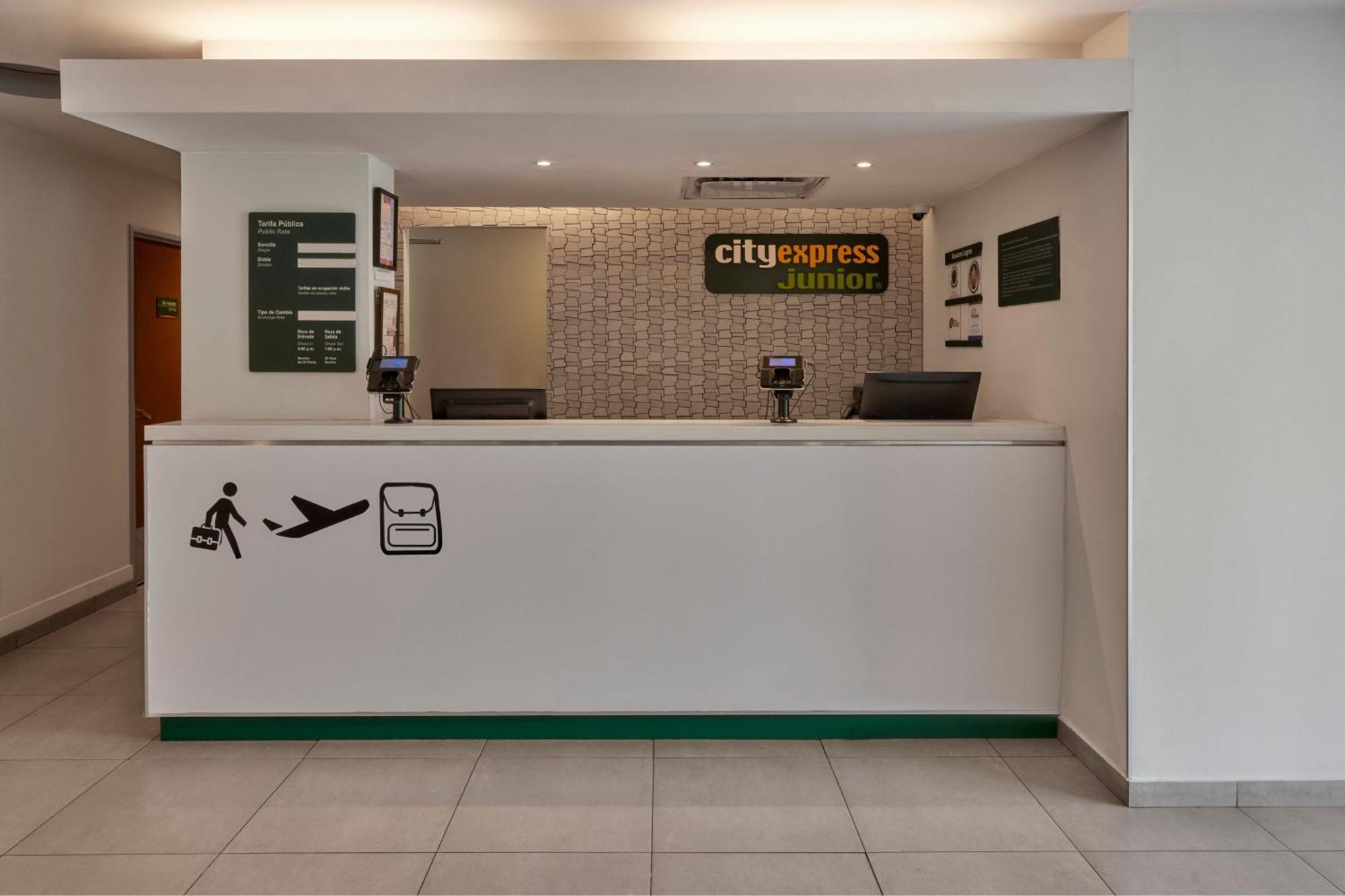 City Express Junior By Marriott Cancún Esterno foto