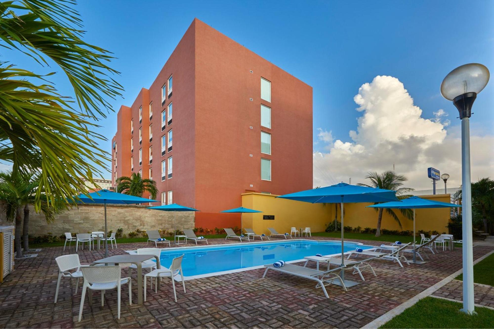 City Express Junior By Marriott Cancún Esterno foto